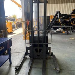 Forklift Electric Toyota 