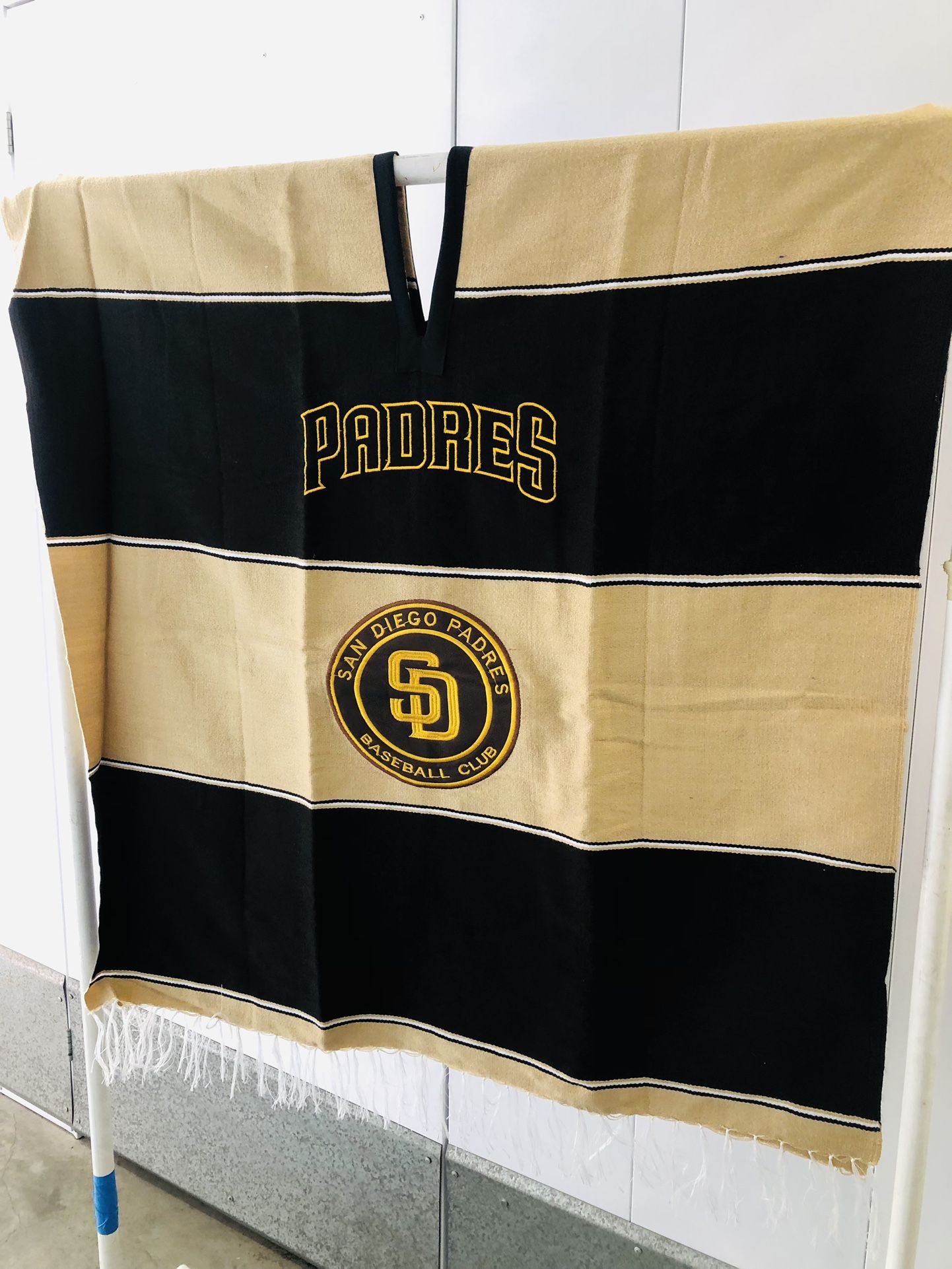 SAN DIEGO PADRES PONCHO