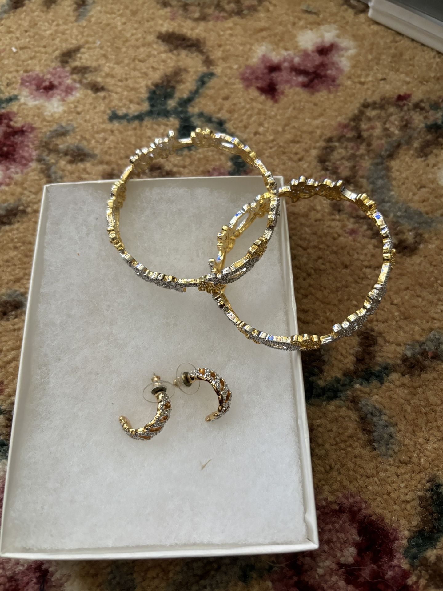 Bangles With Stones And Swarski Dangling Earing.