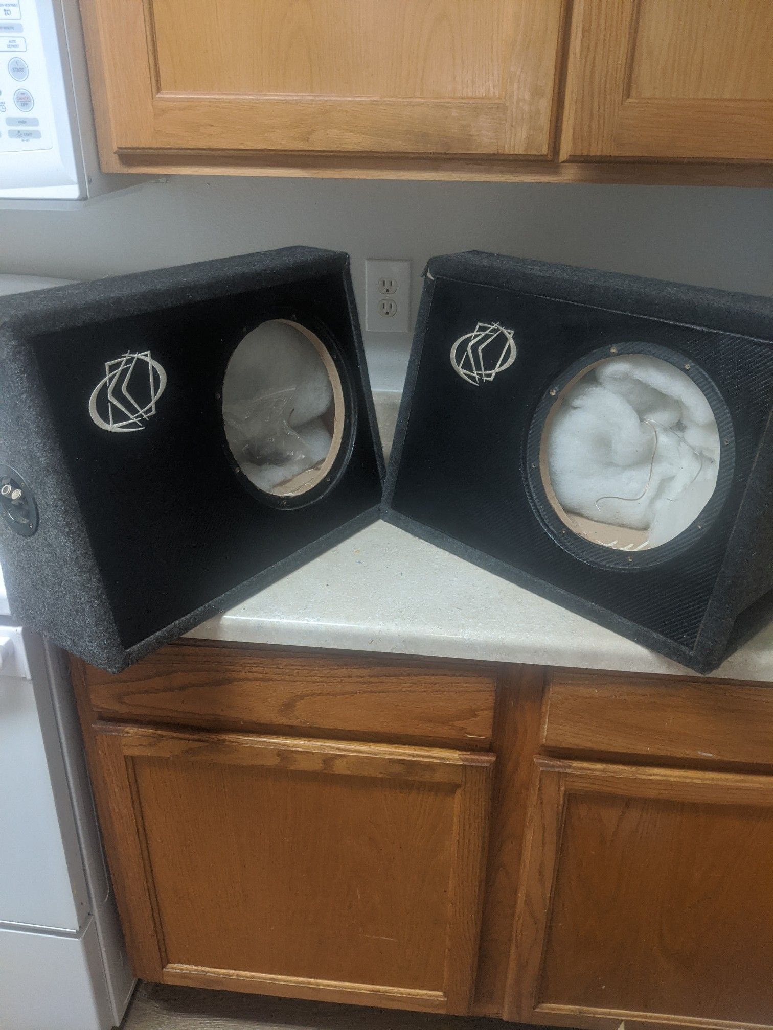 2 10 inch kicker subwoofer speaker boxes! $100 OBO