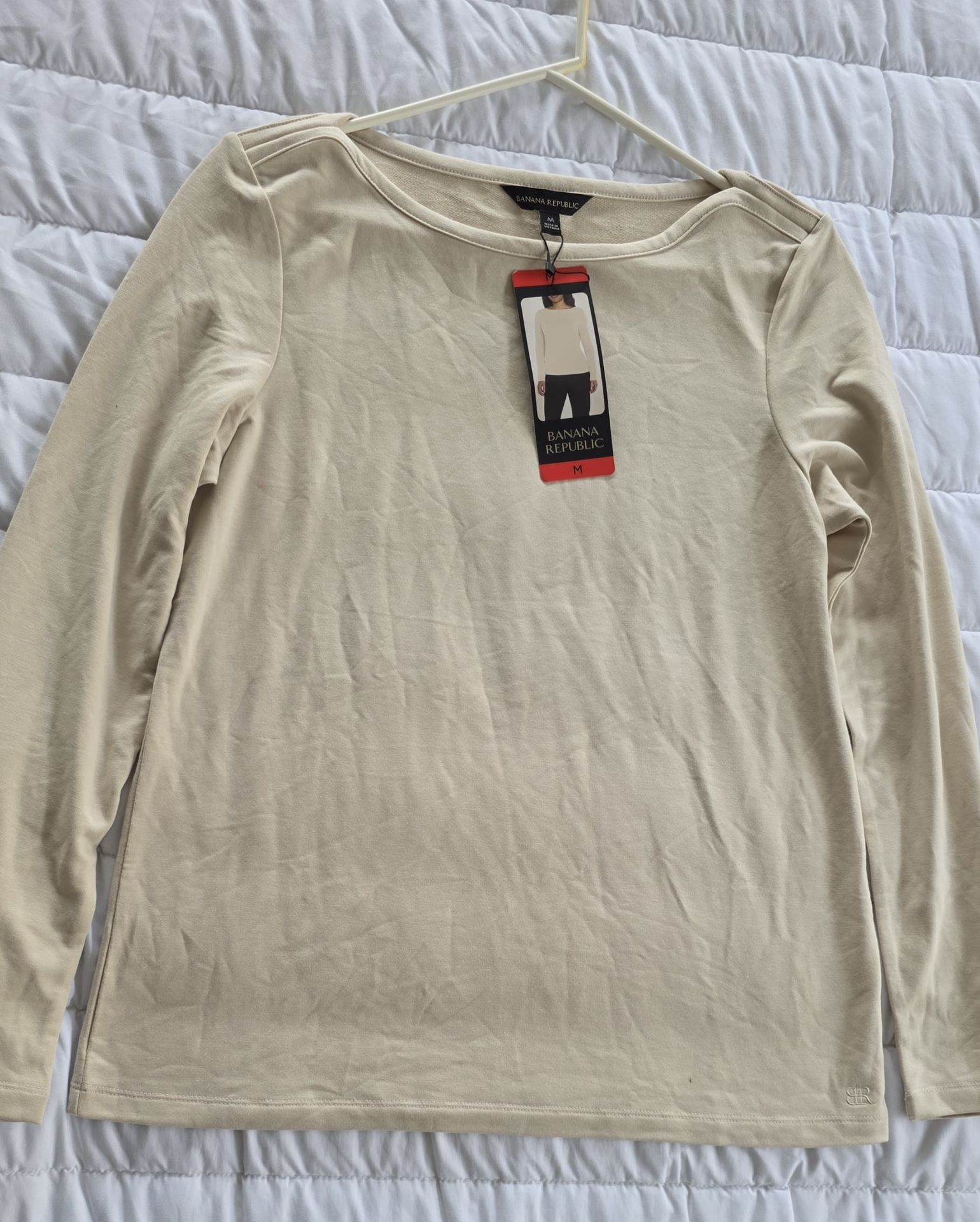 Banana Republic Woman’s Sweater 