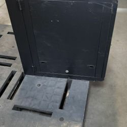 12U Wall Mount Enclosure- Damaged