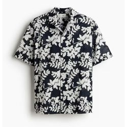 REGULAR FIT PRINTED RESORT SHIRT