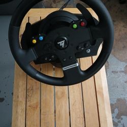  broken gaming wheel and accessories