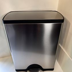 SIMPLEHUMAN TRASH CAN 46 Liter