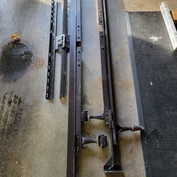 Queen Metal Bedframe