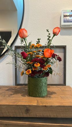 Fresh Floral Arrangement in Green Vase