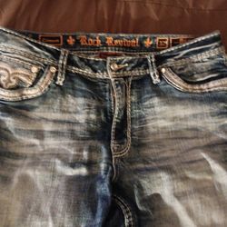 Rock Revival Jean's Size 32 , Midrise Straight