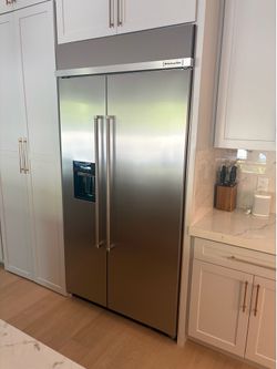 KitchenAid Refrigerator (KBSD702MPS)