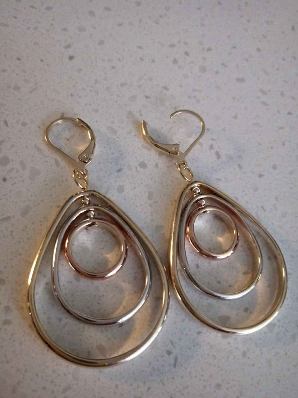 Earring in gold plated