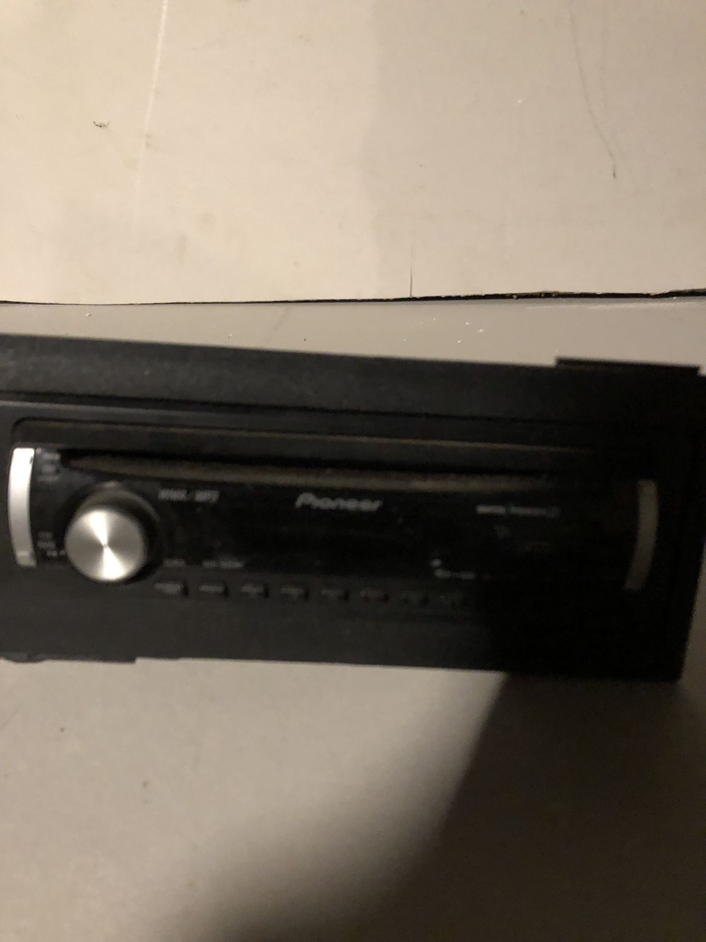 Pioneer Single DEH-1900 Car Audio Radio