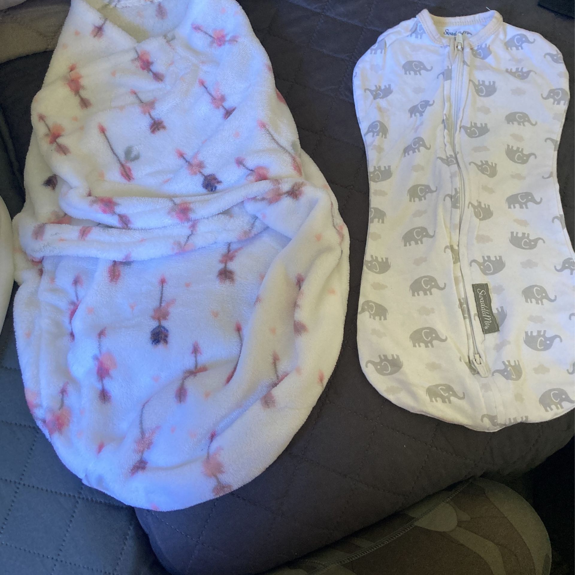 Swaddles 