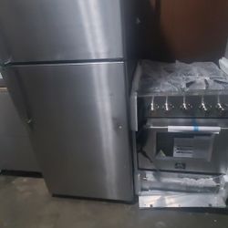 FORNO  24 inches gas stove brand new inbox and fridge GE slitely use with ice maker side 28 warranty both item..$1275 free delivery curbside..today