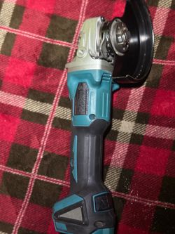 Makita cordless cut off angle grinder