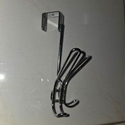 Over-the-door swivel chrome 4 hook rack,8 inches tall,5 inches wide,rotating hooks for coats,bags and towels,used good condition
