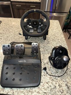 Logitech Wheel - Xbox (NEED GONE MUST PICK UP)