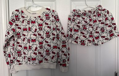 Hello Kitty Sweater and Shorts set girls size 7-8 (runs small!)