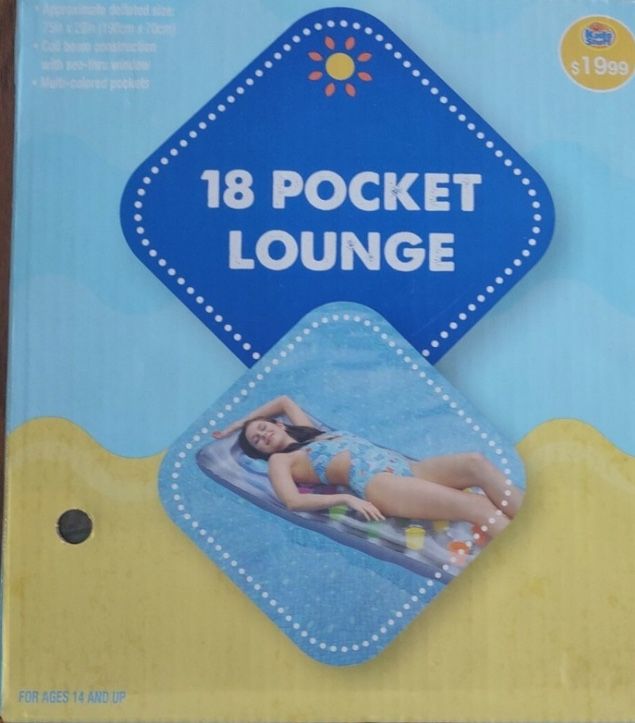 18 Pocket Lounge Swimming