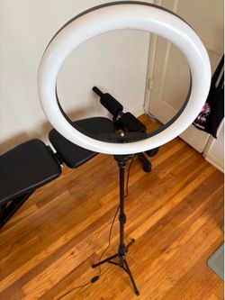 Ring light