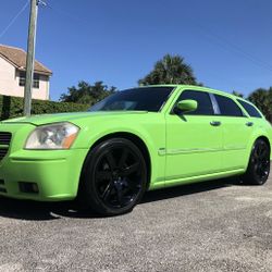 2005 Dodge Magnum