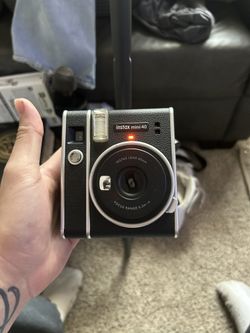Instant Camera