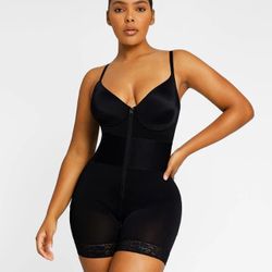 $35 XXL Faja/Shapewear Elastic Fuse Waistband Shaping Bodysuit