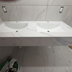 Double Vanity Sink 56”