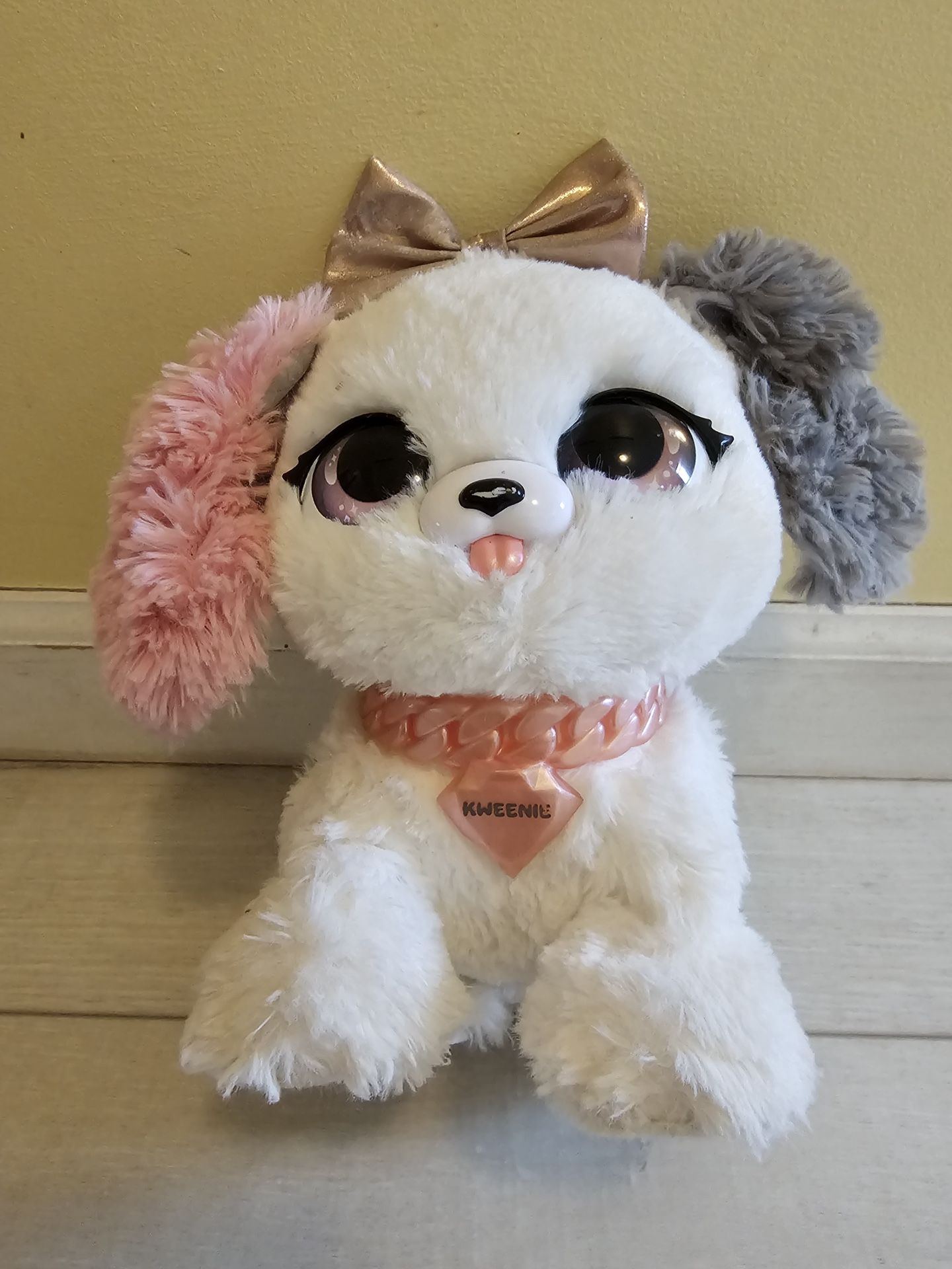 Kweenie Present Pets Pink White Gray Puppy Interactive Plush Toy 