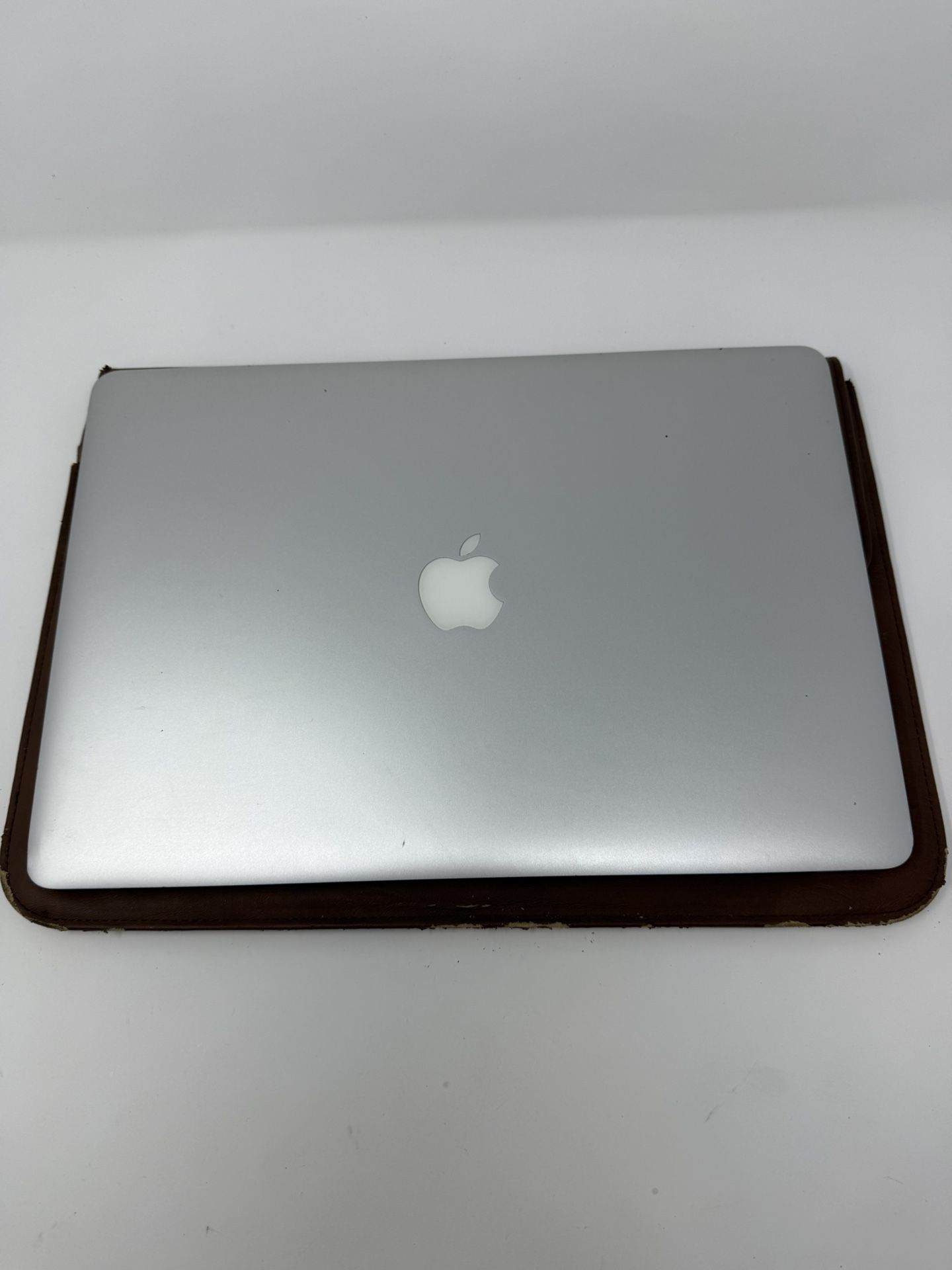 Apple MacBook Pro Retina 15" (Mid 2012) 256GB