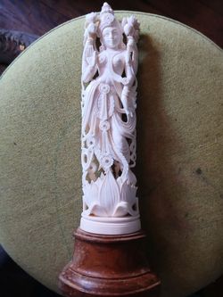 Ivory statue Hindu deity Krishna