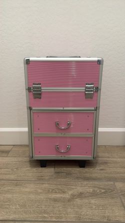 Extra Large rolling makeup train case