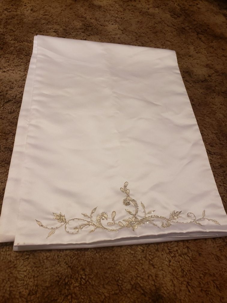 Table liner