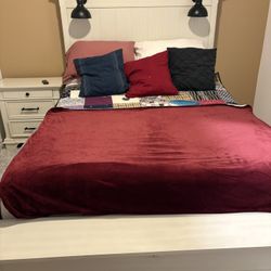 Adjustable Queen Bedroom Set With Mattress And Adjustable  Head And Foot