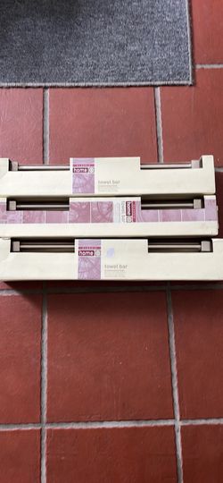 Classic home Towel Bars Set Of 3, Brushed Nickel Finish Brand New 