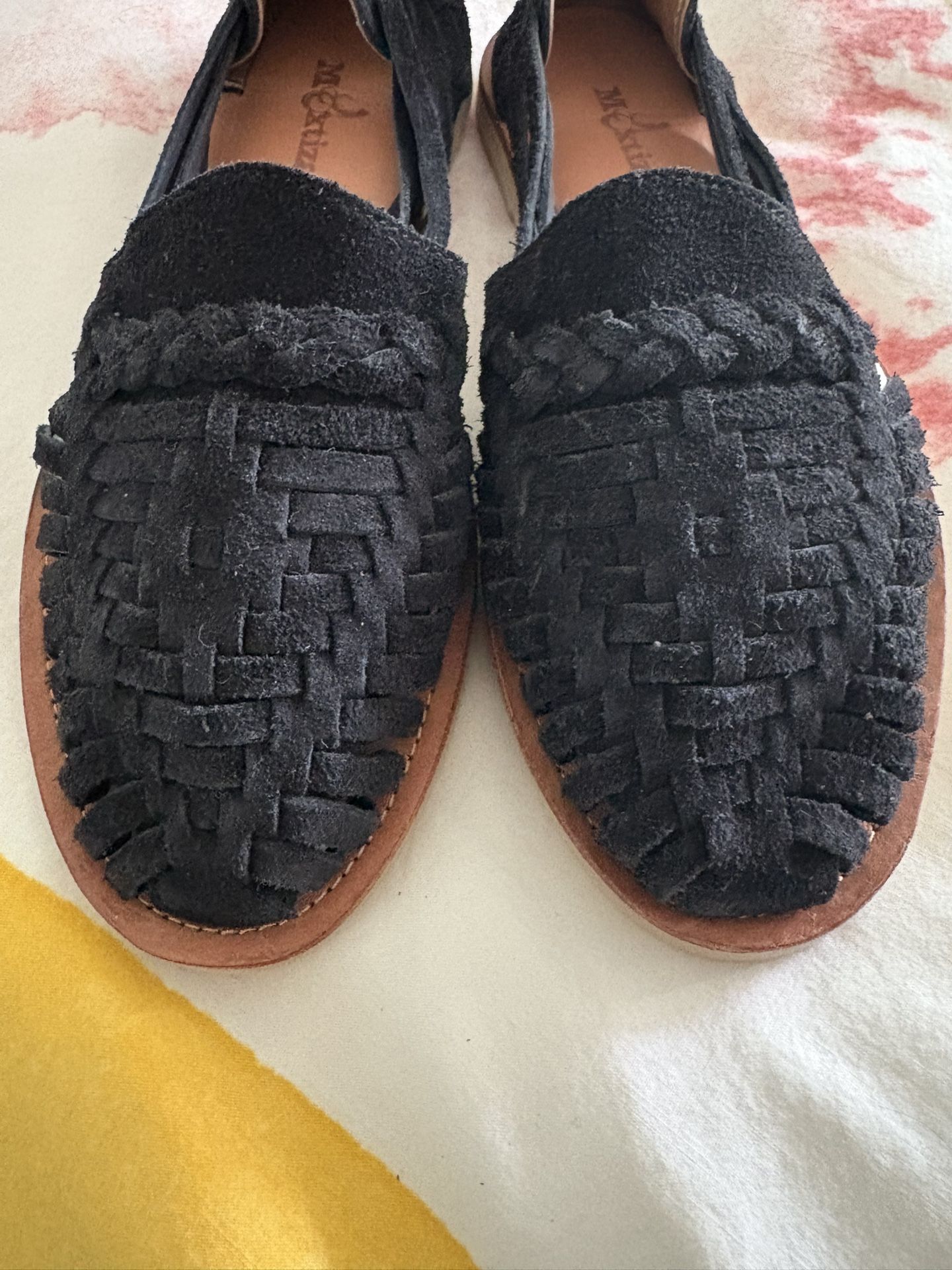 New Black Suade Huaraches Size 8 Woman 