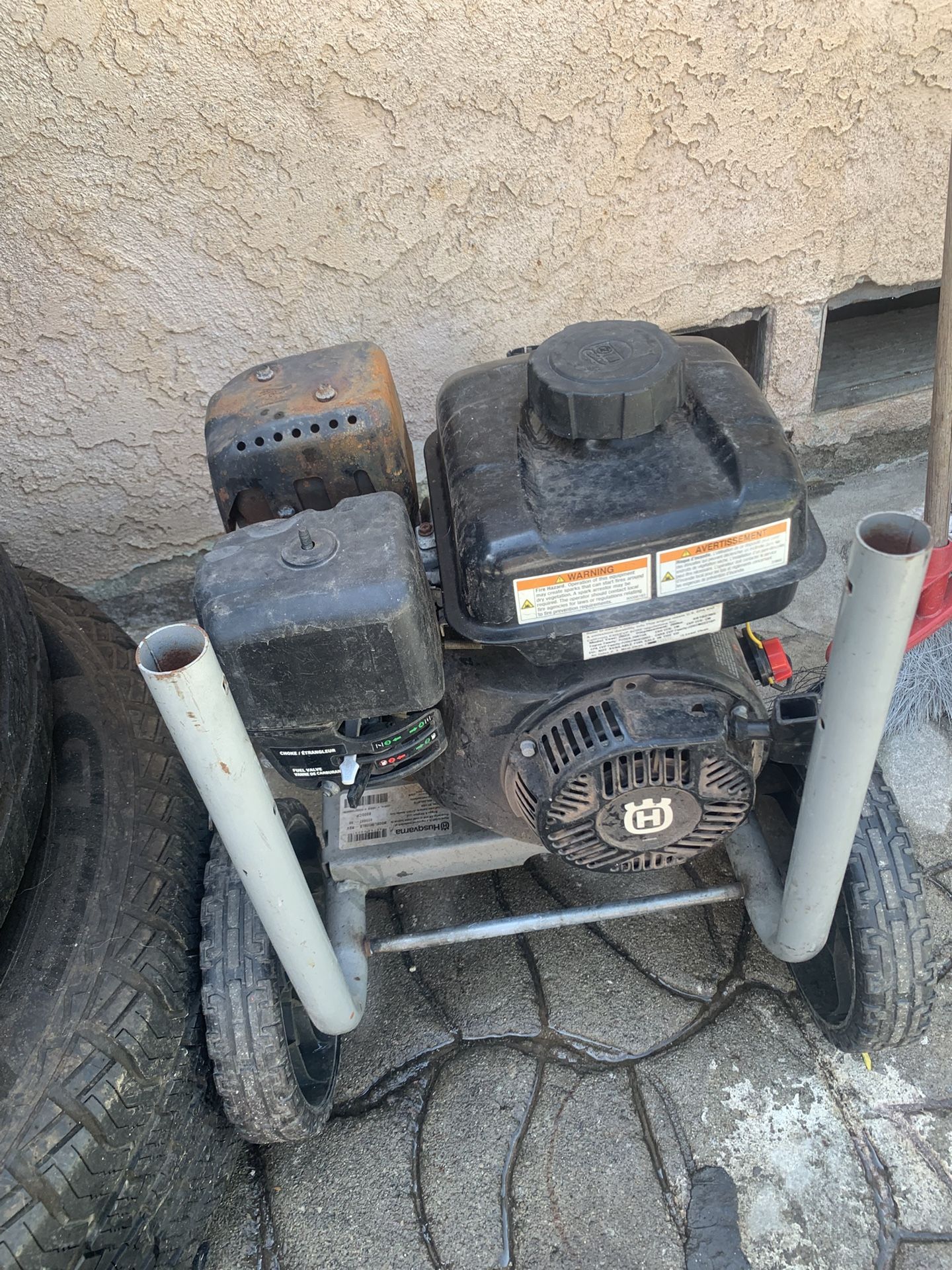 Motor For Mini Motorcycles It Runs Make A Offer It Most Go Today