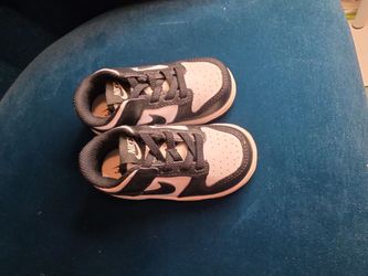 Nike Dunk Low Black & White Toddler Shoes Size 6C