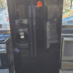 Kenmore Side By Side Refrigerator 36w 31d 69h