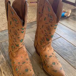 Laredo cowboy boots