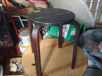 MID-CENTURY MOD STOOL