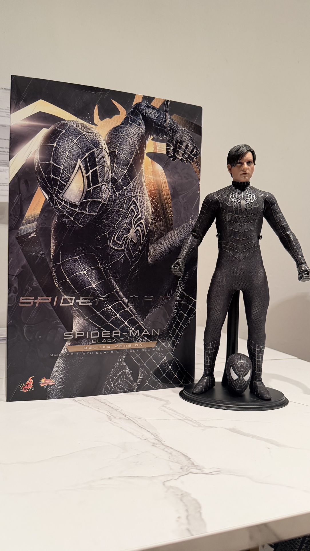 Hot Toys Black Suit Spider-Man 2.0 Deluxe Edition