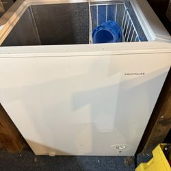 Frigidaire Freezer