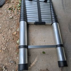 Lippert On-The-Go Portable, Telescoping RV Ladder - 14.5' 