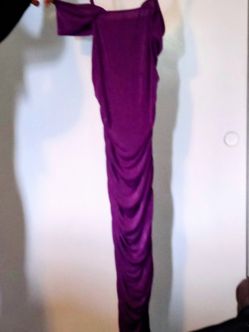 Super stretchy, one size fits most