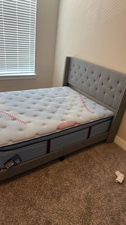 Gray Tufted Upholstered Bed Frame with Mattress