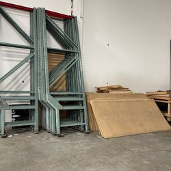 Heavy Duty Racks - Warehouse Racks - Shelves 