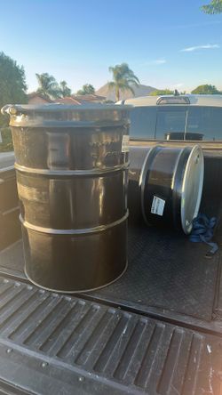 2 Metal Drums
