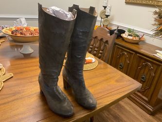FRYE     CARSON   MID HEEL TAB CHARCOAL DISTRESSED BOOTS