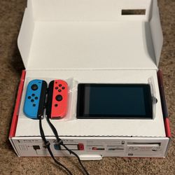 2nd Generation Nintendo Switch w/ Carrying  Case