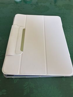 Protective cover for iPad Pro 13
